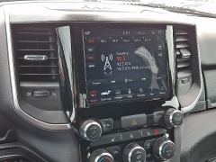 Used 2019  Ram 1500 4WD Crew Cab Big Horn&sol;Lone Star at Joshua Motor Company near Pennsauken&comma; NJ