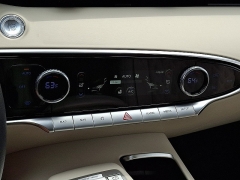 Used 2025  Genesis GV70 3&period;5T Sport AWD at Joshua Motor Company near Pennsauken&comma; NJ