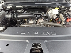 Used 2019  Ram 1500 4WD Crew Cab Big Horn&sol;Lone Star at Joshua Motor Company near Pennsauken&comma; NJ