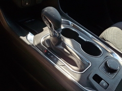 Used 2023  Chevrolet Traverse AWD 4dr LT Cloth w&sol;1LT at Joshua Motor Company near Pennsauken&comma; NJ