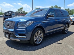 Used 2019  Lincoln Navigator L 4d SUV 4WD Reserve at Joshua Motor Company near Pennsauken&comma; NJ