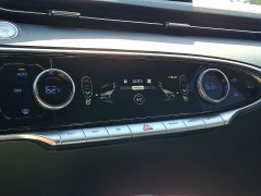 Used 2025  Genesis GV70 2&period;5T AWD at Joshua Motor Company near Pennsauken&comma; NJ