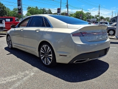 Used 2018  Lincoln MKZ 4d Sedan FWD Reserve at Joshua Motor Company near Pennsauken&comma; NJ