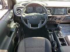 Used 2017  Toyota Tacoma 4WD Double Cab TRD Sport Auto at Joshua Motor Company near Pennsauken&comma; NJ