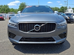 Used 2018  Volvo XC60 4d SUV AWD T6 R-Design at Joshua Motor Company near Pennsauken&comma; NJ