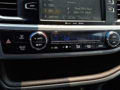 Used 2017 Toyota Highlander 4d SUV AWD LE Plus at Joshua Motor Company near Pennsauken, NJ