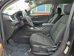 Used 2017  GMC Acadia 4d SUV AWD SLE-1 at Joshua Motor Company near Pennsauken&comma; NJ
