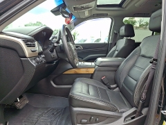 Used 2017  GMC Yukon 4d SUV 4WD Denali at Joshua Motor Company near Pennsauken&comma; NJ