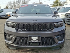 Used 2023  Jeep Grand Cherokee Laredo X 4x4 at Joshua Motor Company near Pennsauken&comma; NJ