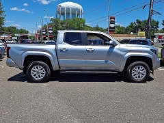 Used 2024  Toyota Tacoma 4WD TRD Off Road Double Cab 6ft Bed AT at Joshua Motor Company near Pennsauken&comma; NJ