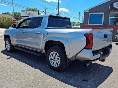 Used 2024  Toyota Tacoma 4WD TRD Off Road Double Cab 6ft Bed AT at Joshua Motor Company near Pennsauken&comma; NJ