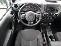 Used 2017  Jeep Wrangler Unlimited Rubicon 4x4 at Joshua Motor Company near Pennsauken&comma; NJ