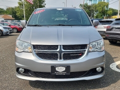 Used 2017  Dodge Grand Caravan 4d Wagon SXT at Joshua Motor Company near Pennsauken&comma; NJ