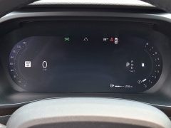 Used 2025  Volvo XC40 B5 AWD Plus Dark Theme at Joshua Motor Company near Pennsauken&comma; NJ