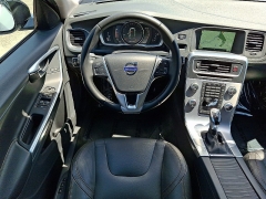 Used 2017  Volvo V60 Cross Country 4d Wagon AWD T5 Platinum at Joshua Motor Company near Pennsauken&comma; NJ