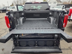 Used 2025  GMC Sierra 1500 4WD Crew Cab 147" SLT at Joshua Motor Company near Pennsauken&comma; NJ