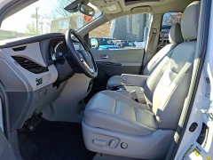 Used 2018  Toyota Sienna 4d Wagon XLE Premium at Joshua Motor Company near Pennsauken, NJ