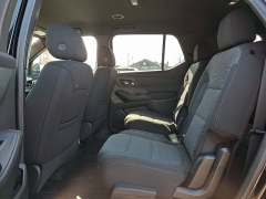 Used 2023  Chevrolet Traverse AWD 4dr LT Cloth w&sol;1LT at Joshua Motor Company near Pennsauken&comma; NJ