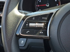Used 2020  Kia Forte 4d Sedan LXS at Joshua Motor Company near Pennsauken&comma; NJ