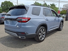 Used 2025  Honda Pilot Elite AWD at Joshua Motor Company near Pennsauken&comma; NJ