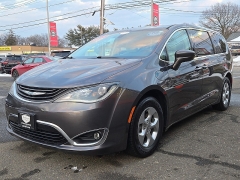 Used 2017  Chrysler Pacifica Hybrid 4d Wagon Touring Plus at Joshua Motor Company near Pennsauken&comma; NJ