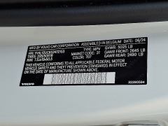 Used 2025  Volvo XC40 B5 AWD Plus Dark Theme at Joshua Motor Company near Pennsauken&comma; NJ