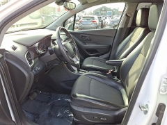 Used 2020  Chevrolet Trax 4d SUV FWD LT at Joshua Motor Company near Pennsauken&comma; NJ