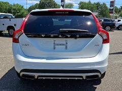 Used 2017  Volvo V60 Cross Country 4d Wagon AWD T5 Platinum at Joshua Motor Company near Pennsauken&comma; NJ