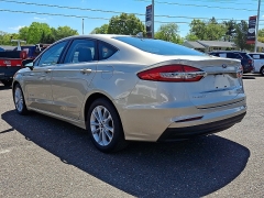 Used 2019  Ford Fusion Hybrid 4d Sedan FWD SE at Joshua Motor Company near Pennsauken&comma; NJ