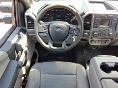 Used 2017  Ford Super Duty F-350 SRW 4WD Crew Cab 8' Box at Joshua Motor Company near Pennsauken&comma; NJ