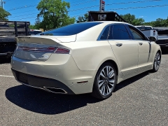 Used 2018  Lincoln MKZ 4d Sedan FWD Reserve at Joshua Motor Company near Pennsauken&comma; NJ