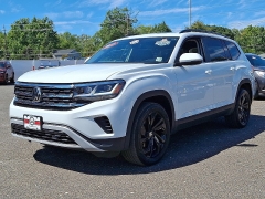 Used 2023  Volkswagen Atlas 3.6L V6 SE w/Technology FWD at Joshua Motor Company near Pennsauken, NJ