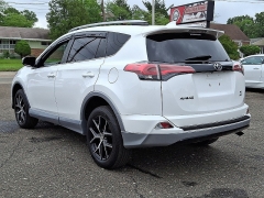Used 2018 Toyota RAV4 4d SUV AWD SE at Joshua Motor Company near Pennsauken, NJ