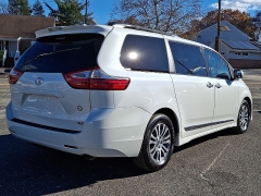 Used 2018  Toyota Sienna 4d Wagon XLE Premium at Joshua Motor Company near Pennsauken, NJ
