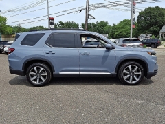 Used 2025  Honda Pilot Elite AWD at Joshua Motor Company near Pennsauken&comma; NJ