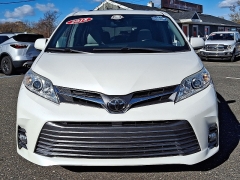 Used 2018  Toyota Sienna 4d Wagon XLE Premium at Joshua Motor Company near Pennsauken, NJ