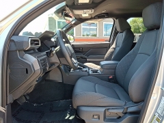 Used 2024  Toyota Tacoma 4WD TRD Off Road Double Cab 6ft Bed AT at Joshua Motor Company near Pennsauken&comma; NJ