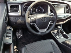 Used 2017 Toyota Highlander 4d SUV AWD LE Plus at Joshua Motor Company near Pennsauken, NJ