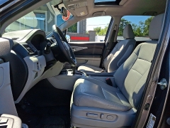 Used 2017  Honda Pilot 4d SUV AWD EX-L at Joshua Motor Company near Pennsauken&comma; NJ