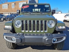 Used 2021  Jeep Gladiator Overland 4x4 at Joshua Motor Company near Pennsauken, NJ