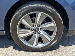 Used 2019  Lincoln Navigator L 4d SUV 4WD Reserve at Joshua Motor Company near Pennsauken&comma; NJ