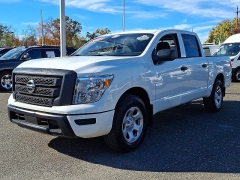 Used 2022  Nissan Titan 4x4 Crew Cab S at Joshua Motor Company near Pennsauken, NJ