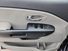 Used 2018  Kia Sedona 4d Wagon L at Joshua Motor Company near Pennsauken&comma; NJ