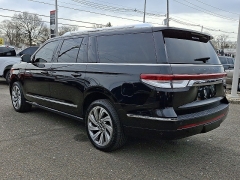 Used 2022  Lincoln Navigator L Reserve 4x4 at Joshua Motor Company near Pennsauken&comma; NJ