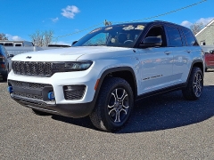 Used 2022  Jeep Grand Cherokee 4xe Trailhawk 4x4 at Joshua Motor Company near Pennsauken&comma; NJ