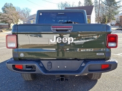 Used 2021  Jeep Gladiator Overland 4x4 at Joshua Motor Company near Pennsauken, NJ