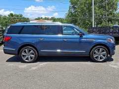 Used 2019  Lincoln Navigator L 4d SUV 4WD Reserve at Joshua Motor Company near Pennsauken&comma; NJ