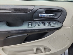 Used 2018  Dodge Grand Caravan SE Wagon at Joshua Motor Company near Pennsauken&comma; NJ