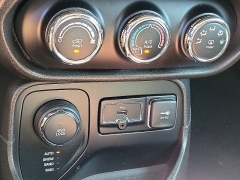 Used 2017 Jeep Renegade 4d SUV 4WD Sport at Joshua Motor Company near Pennsauken, NJ