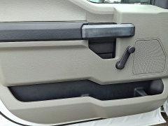 Used 2017  Ford Super Duty F-250 SRW 2WD Reg Cab 8' Box at Joshua Motor Company near Pennsauken&comma; NJ